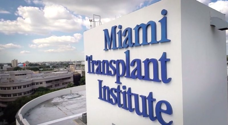 Fachada do Prédio do Miami Transplant Institute Instituto 
