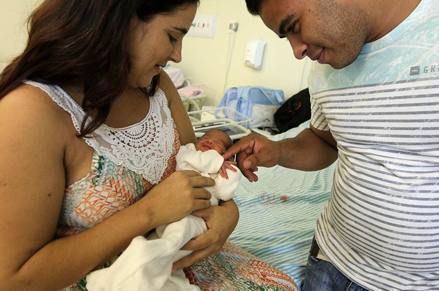Projeto incentiva empresas a ampliar licenças maternidade e paternidade durante pandemia